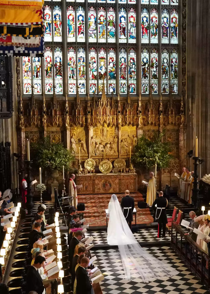 56_harry-meghan-2-20001-071e96661ab94cbe9f904065abb8796d (1).jpg
