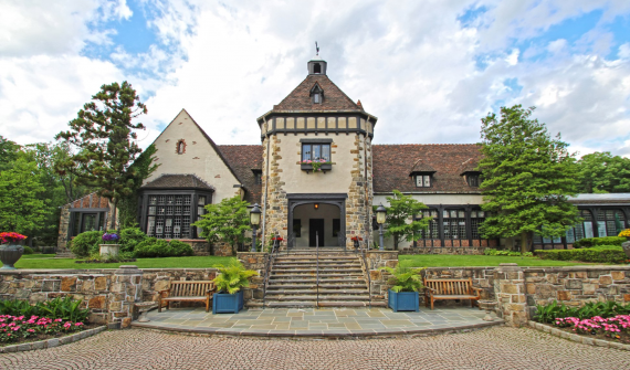 Pleasantdale Château
