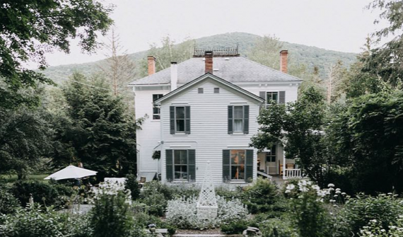 The Roxbury Barn