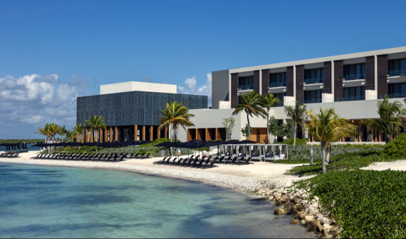 NIZUC Resort & Spa