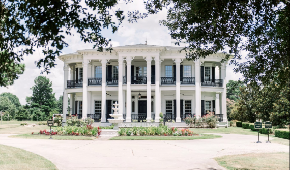 Sandlewood Manor