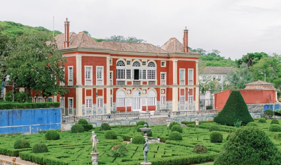 Fundação das Casas de Fronteira e Alorna