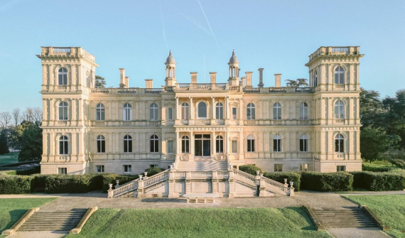 Château De Ferrières