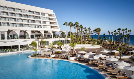 Parklane Resort and Spa
