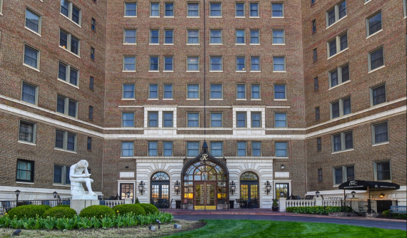 Raphael Hotel