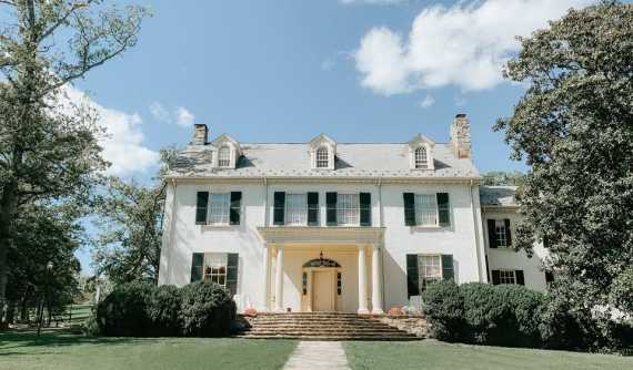 Rust Manor House