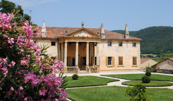 Ca'Priuli Villa del Ferro
