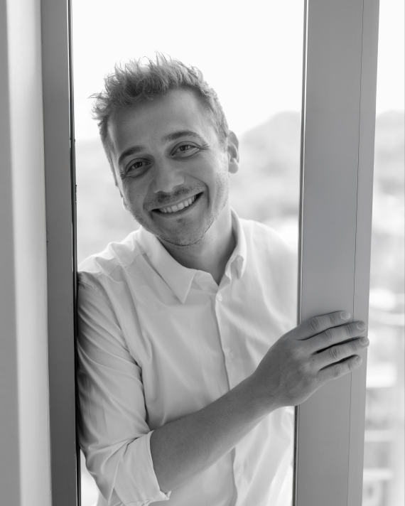 Konstantinos Liopetas Filmmaker