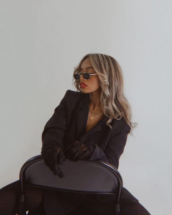 Shoot with Sabrina