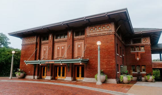 Cafe Brauer & Lincoln Park Zoo