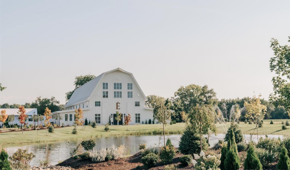 Être Farms